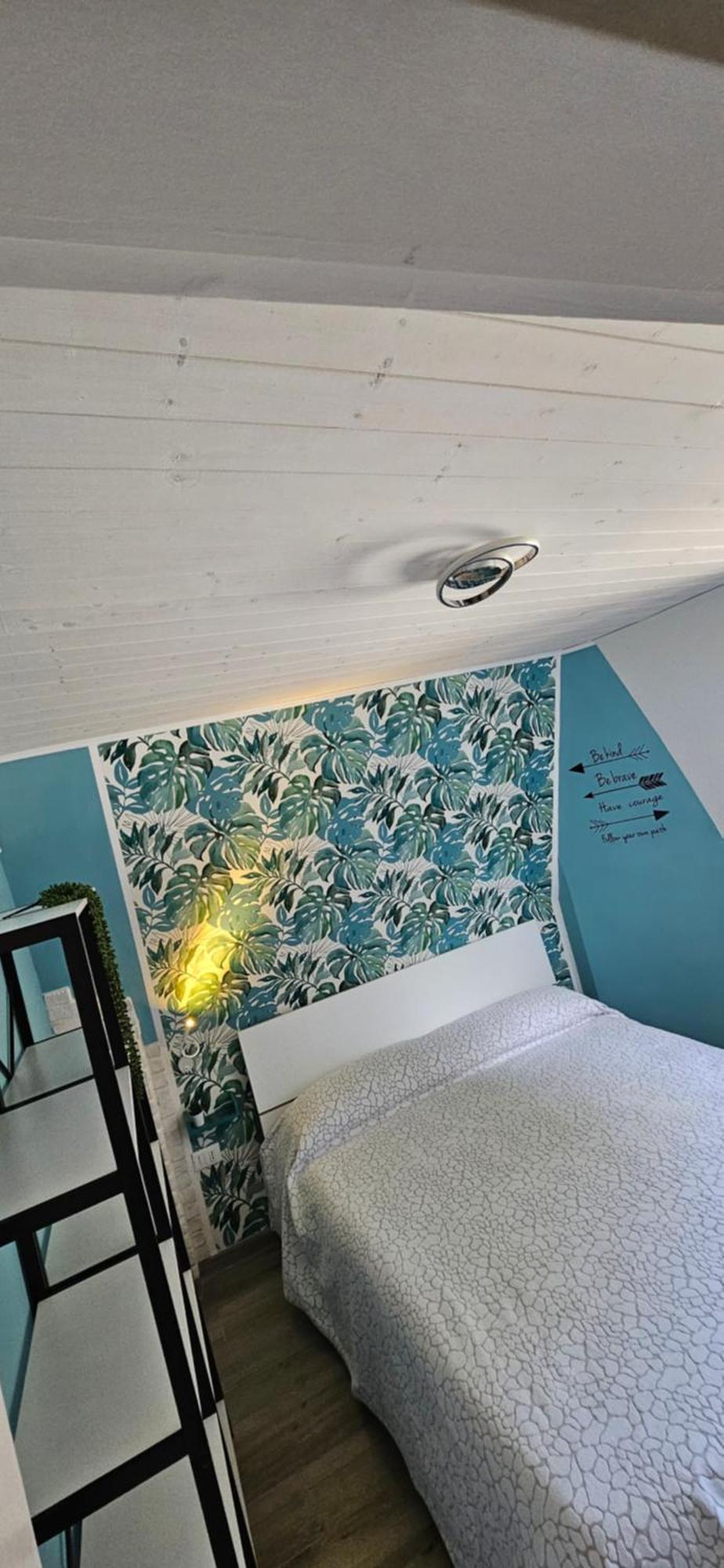 Sea Side Attic Apartment Rosolina Mare Bilik gambar